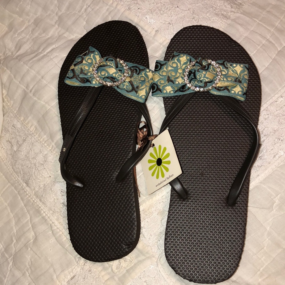 Flip Flops - Picture 3 of 3